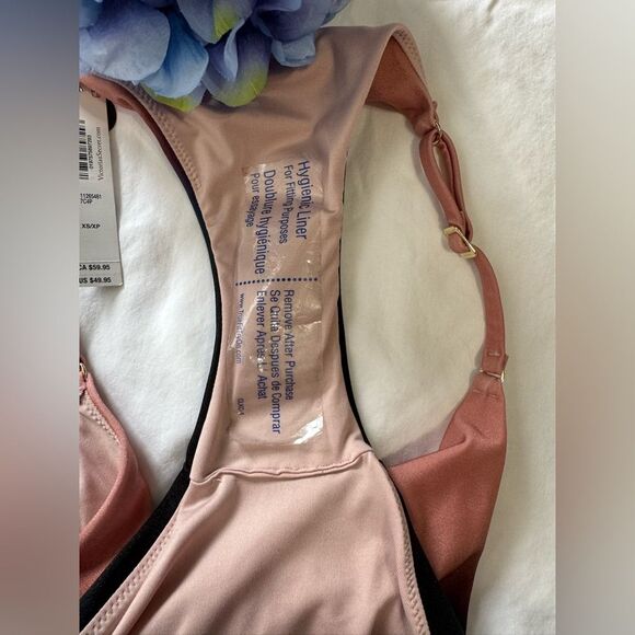 New with tags! Victoria’s Secret Exclusive Collection adjustable bikini bottoms - Picture 12 of 15